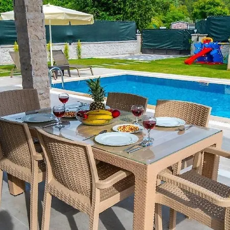Detached With Private Pool In Goecek Inlice Villa